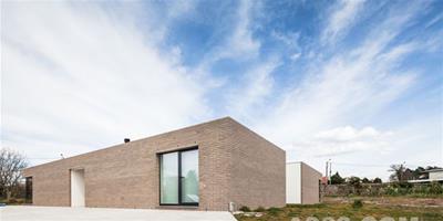 葡萄牙開放式中庭住宅空間設計