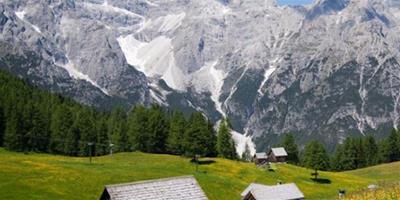 阿爾卑斯山脈屬於哪個國家