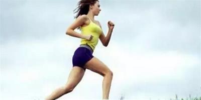 【圖】快走和慢跑哪個效果好 快走能減肥嗎？