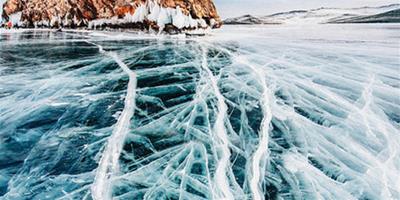 攝影師鏡頭下的冰凍貝加爾湖 如夢如幻
