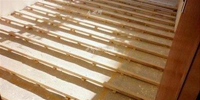 實木地板鋪裝方法之龍骨鋪設法介紹 詳細步驟包學會