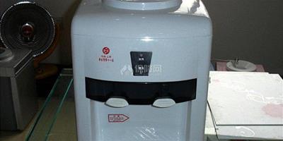 家用飲水機漏水是什麼原因 飲水機漏水維修方法