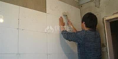 快速貼牆磚的技巧 牆面鋪瓷磚的注意事項