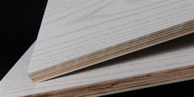 實木顆粒板和實木多層板哪個好 用顆粒板環保嗎