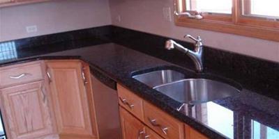 廚房檯面寬度一般是多少 常見的櫥櫃檯面材料有哪些