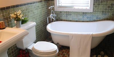 想要有一個泡澡空間，卻局限于2平方的小小浴室，到底該怎麼辦？