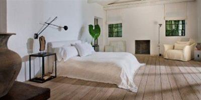 如何選擇臥室木地板 臥室貼木地板好還是瓷磚好