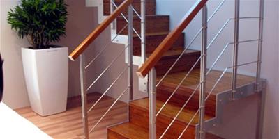 鋼木樓梯裝修注意事項 鋼木樓梯驗收技巧