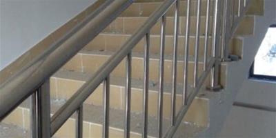 樓梯扶手哪種材質好 4種常見的樓梯扶手材質分析