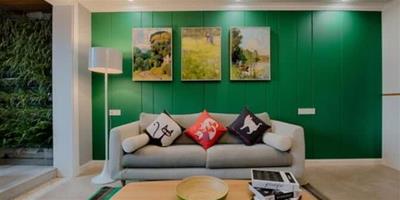 130平北歐風格婚房設計 沙發墻刷的色調很大膽