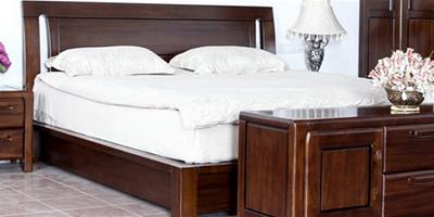質感實木床 讓你的臥室有風度