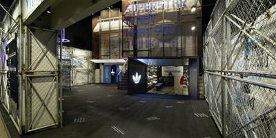 adidas橫跨流行與復古創建Hall Of Fame店鋪 / Urbantainer