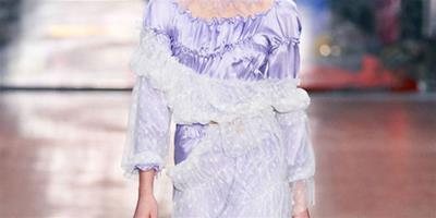 Vivienne Westwood時裝 打開了時裝界的新世界！