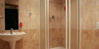 淋浴房地面做法哪個好 除了鋪瓷磚還有這三種方式