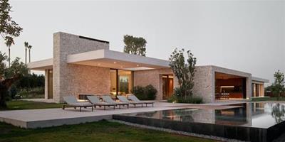 別墅帶庭院帶游泳池的效果圖 漂亮的西班牙現代住宅
