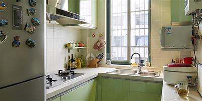 小廚房在視覺上如何變大 這有6個技巧可以擴大空間