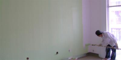 “壁咚”前的準備工作——乳膠漆