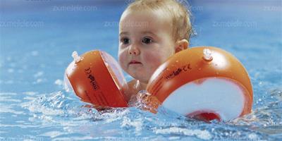 嬰幼兒游泳好處有哪些,嬰幼兒游泳注意事項