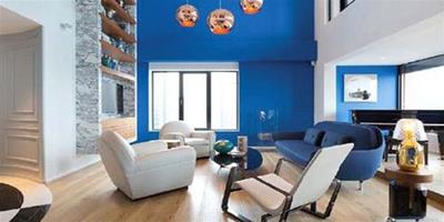 客廳藍色背景牆壁紙裝修設計 客廳藍色壁紙效果圖