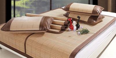 大家知道竹纖維涼席的特點嗎